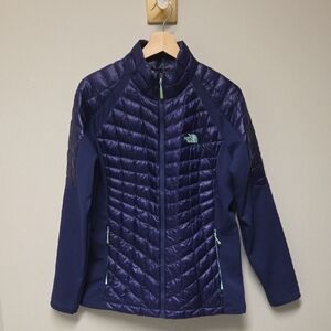 The North Face Women's Momentum ThermoBall Hybrid jacket, Large, Purple